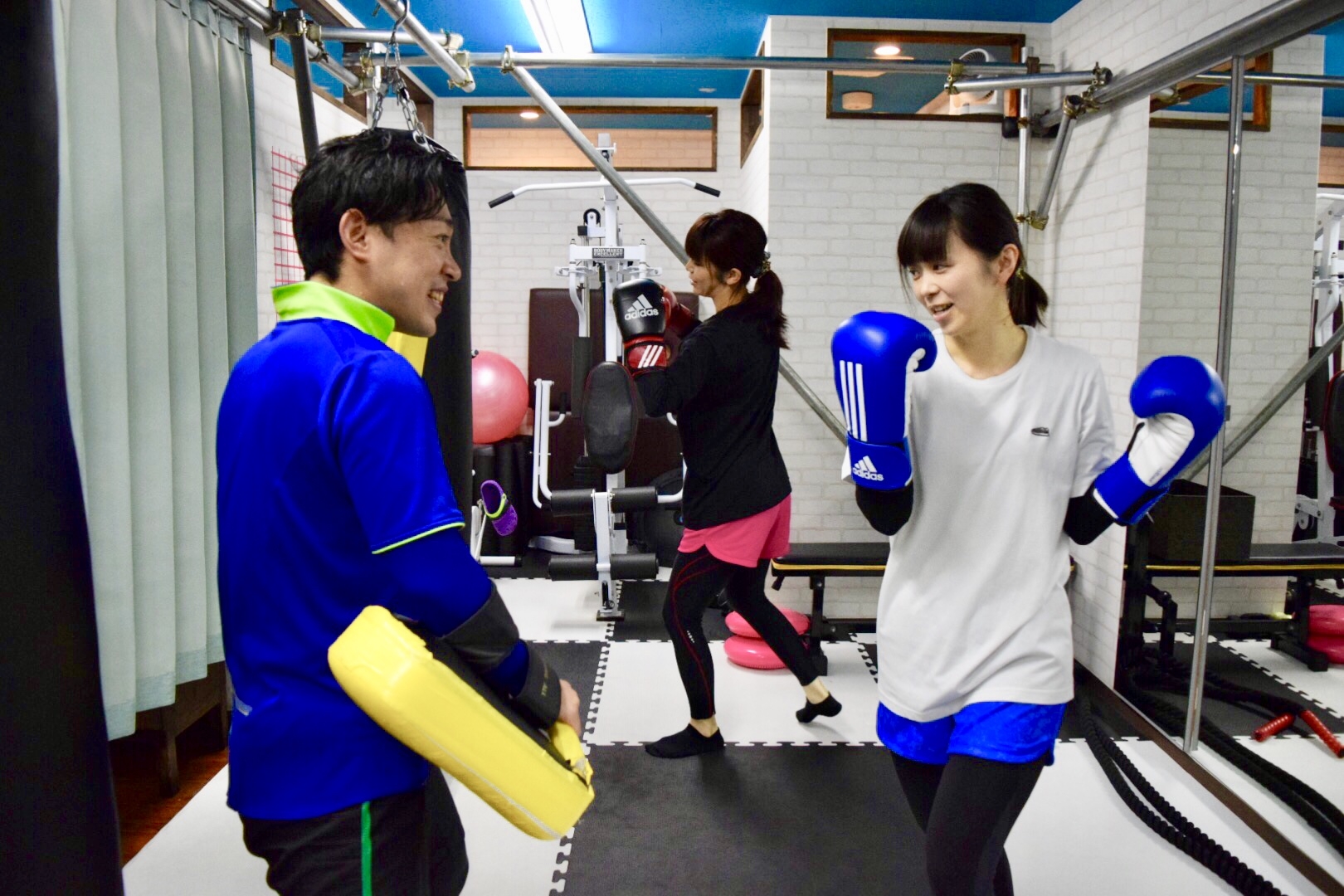メイン